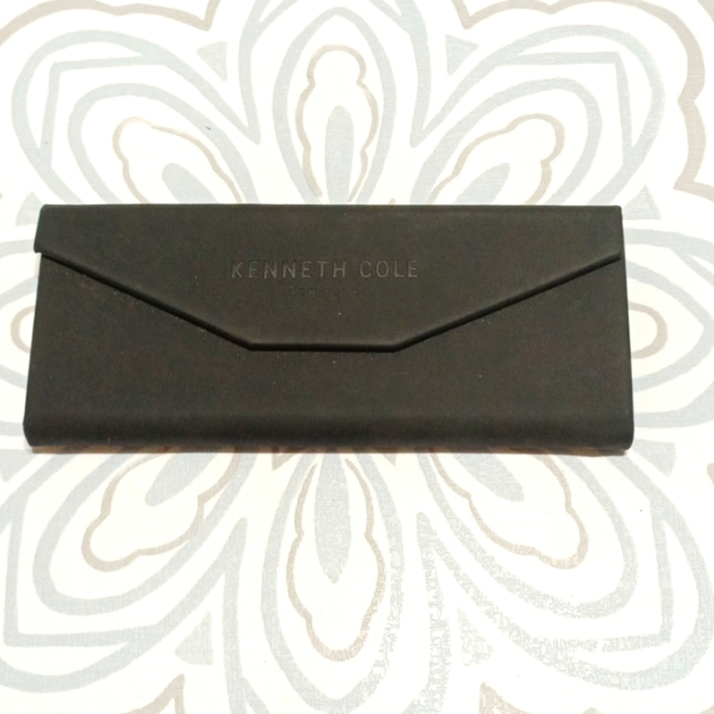 Kenneth Cole New York eyewear protection case accessory organizer flat tri fold